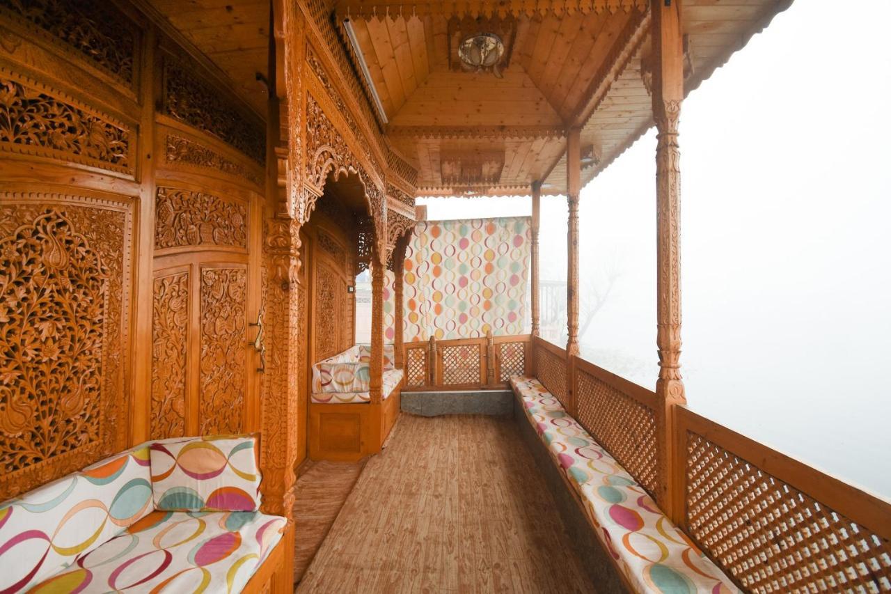 OYO 66637 Merlin Group Of Houseboats Hotel Srīnagar Buitenkant foto