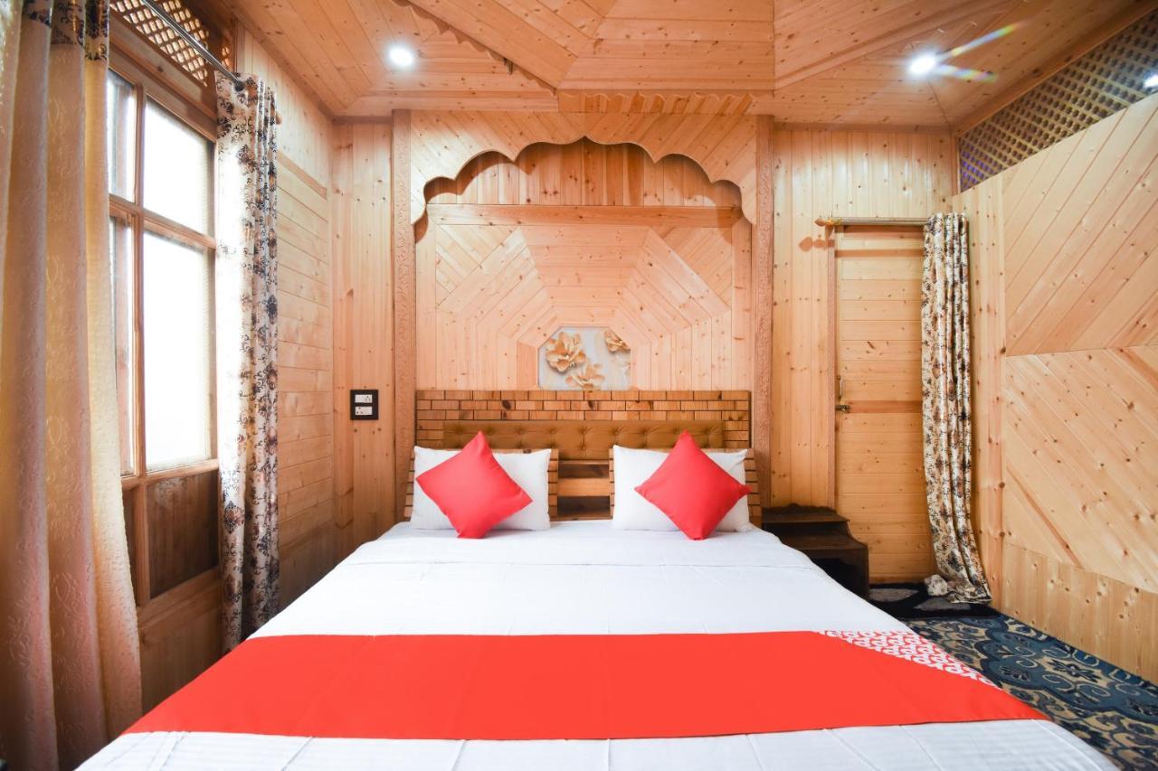 OYO 66637 Merlin Group Of Houseboats Hotel Srīnagar Buitenkant foto