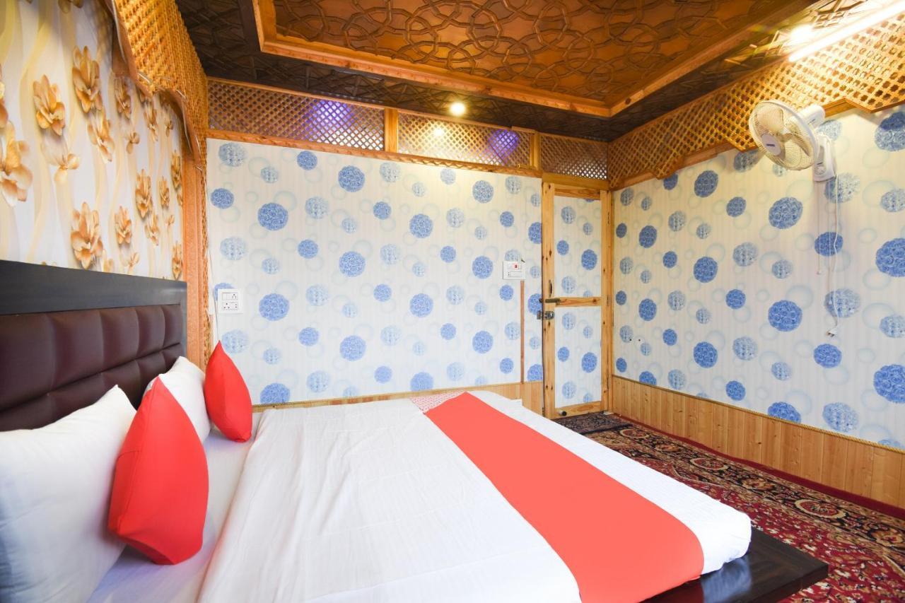 OYO 66637 Merlin Group Of Houseboats Hotel Srīnagar Buitenkant foto